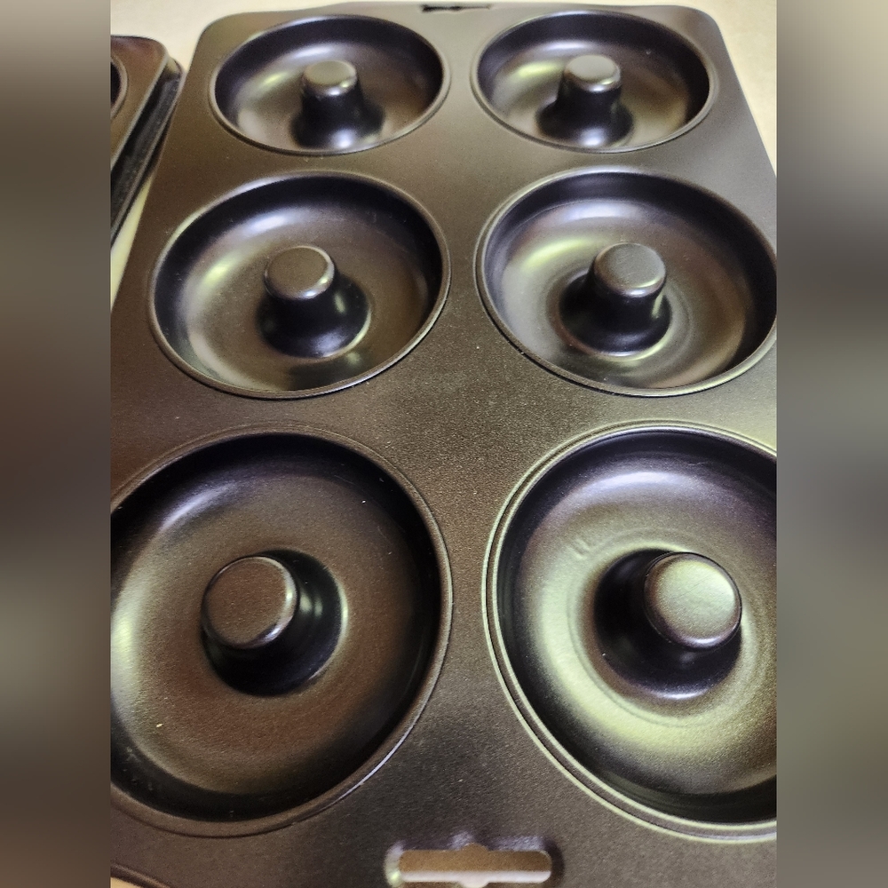 Donut making pans set of 2